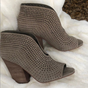 tiny toms alpine boots